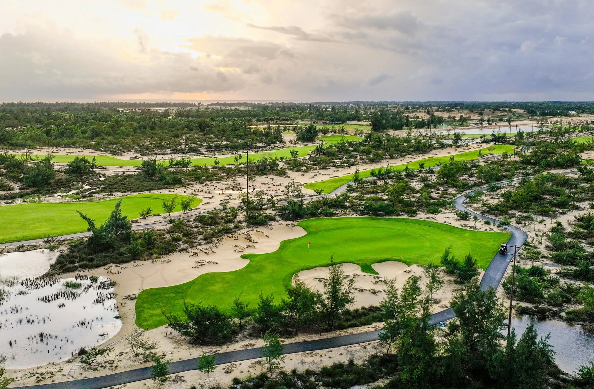 Blue Diamond Golf Links
